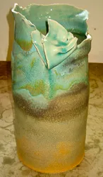 crumpled-pot-2.webp